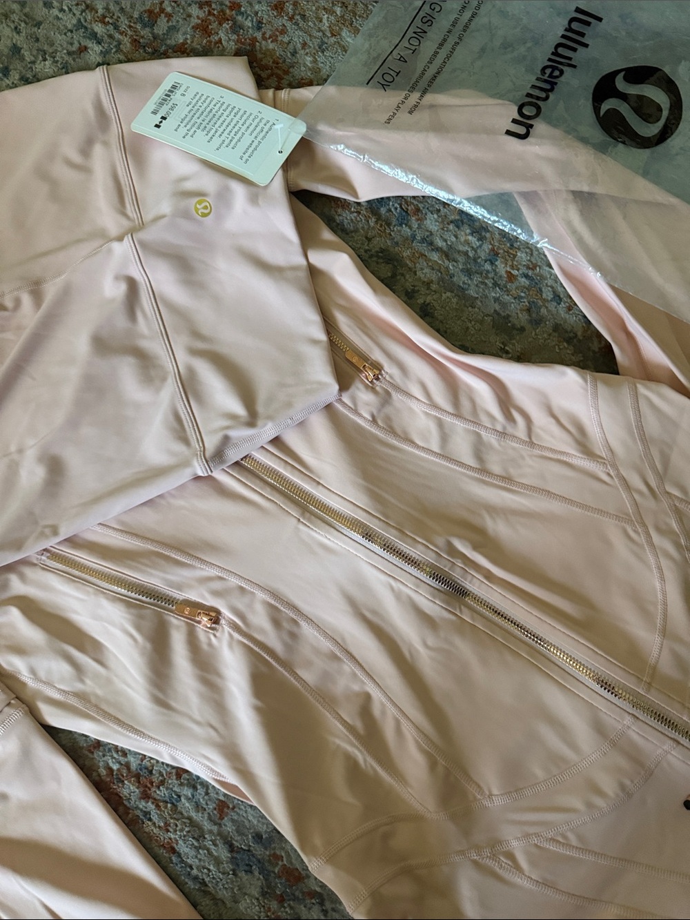 Lululemon Light pink Zip-Up Jacket & Biker Shorts Set - Picture 6 of 11